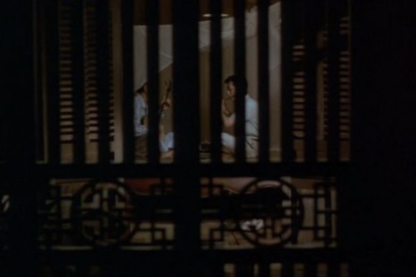[CRITICAL] The SCENT OF GREEN PAPAYA (1993)